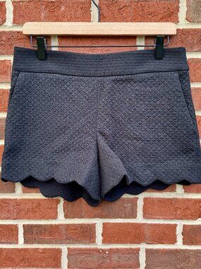 Ann Taylor Loft Riviera Scalloped Shorts Sz 2 Black Pockets Waffle Textured Prep